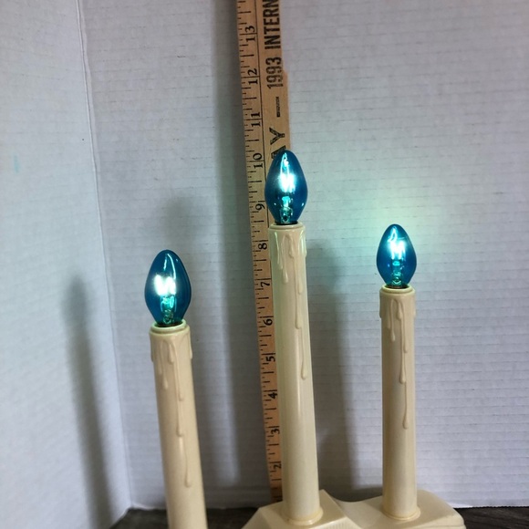 Vtg Electric Three Candle Holiday Decor - Picture 8 of 9